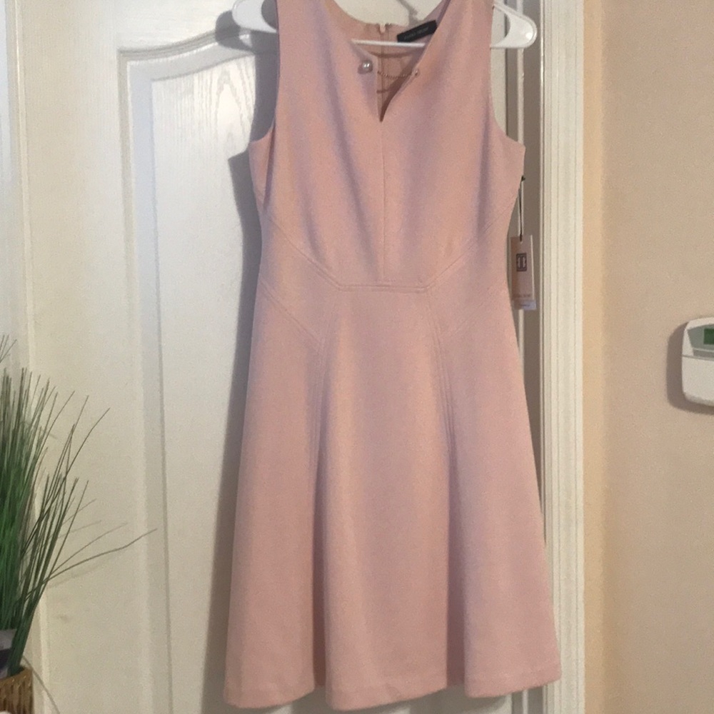 Dress - Picture 4 of 7